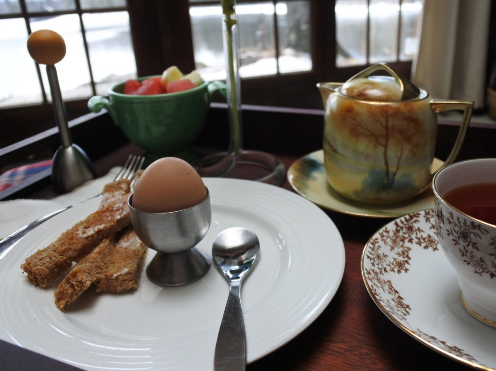 Japanese Soldiers (with&nbsp;Tea)
